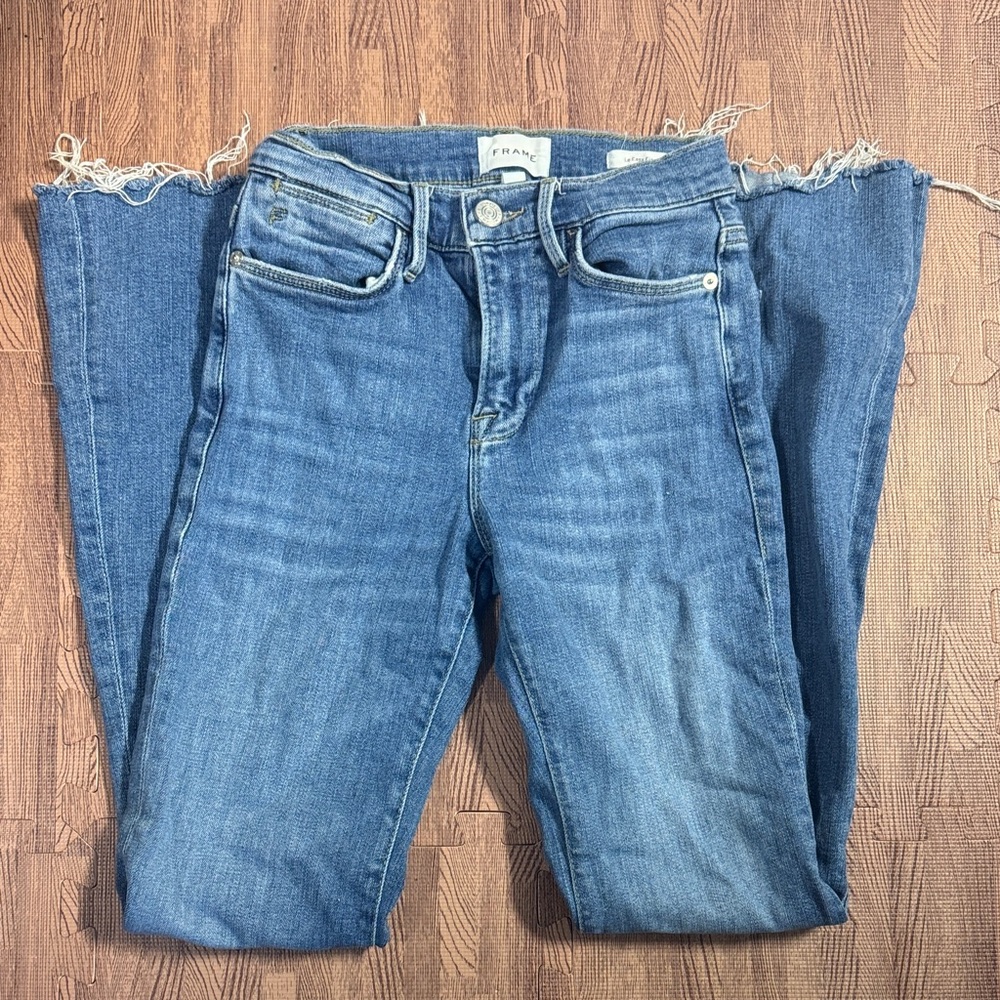 FRAME DENIM FLARE JEANS SIZE 25